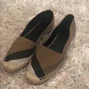 Burberry espadrilles flats
